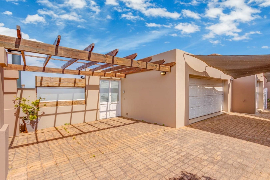 6 Bedroom Property for Sale in Brenton On Sea Western Cape